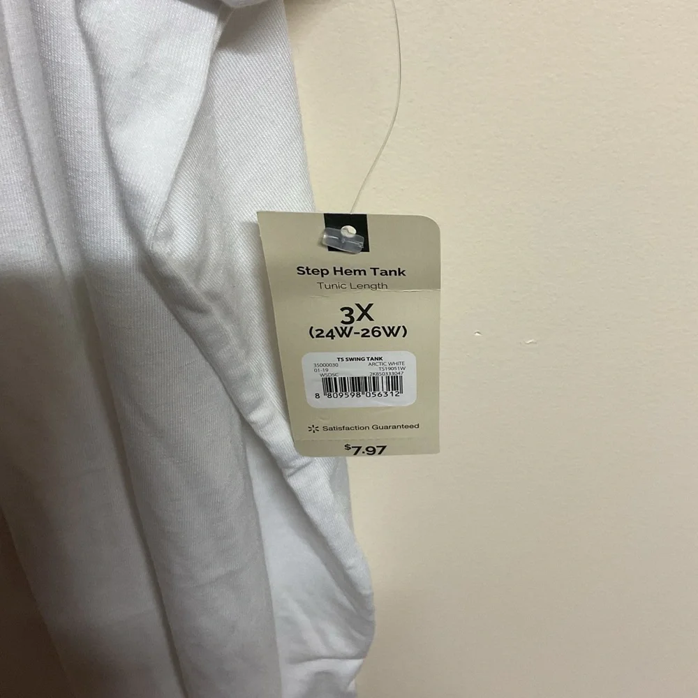 Terra & Sky White Sleeveless Tank Top - Picture 2 of 4